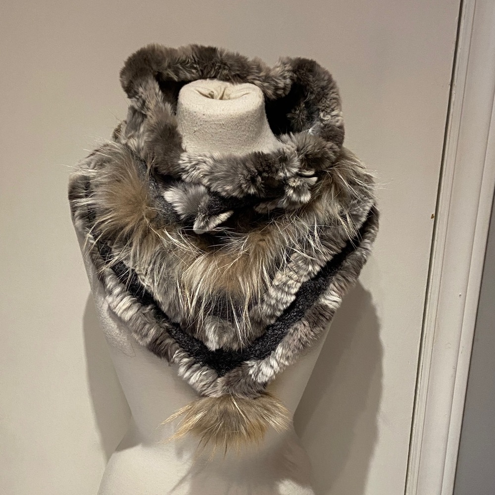 Furlux Quebec Designer Fur Cowl Neck Scarf